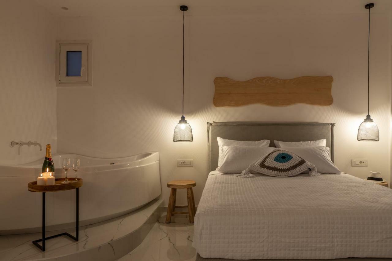 Central Suites Mykonos Mykonos Town Bagian luar foto
